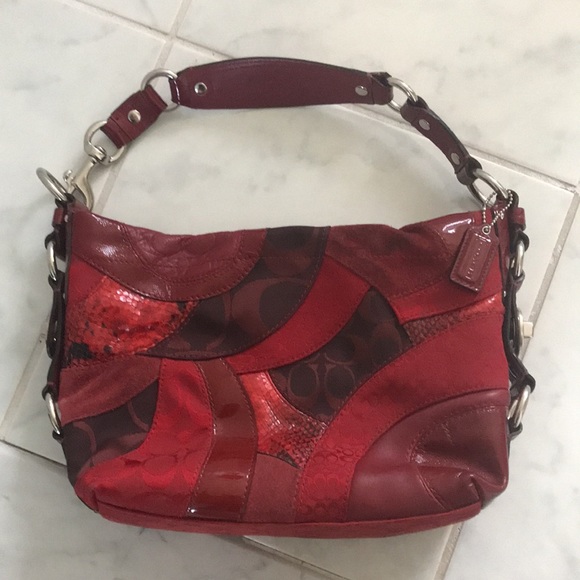 バッグ Coach Patchwork Signature shoulderbag405 Coach | Bags | Coach Signature Multi Color Patchwork